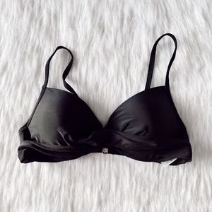 NWOT Black Bikini Top Size Medium